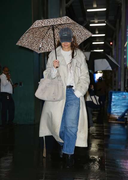 Katie Holmes Is Our Rainy Day Style Inspiration