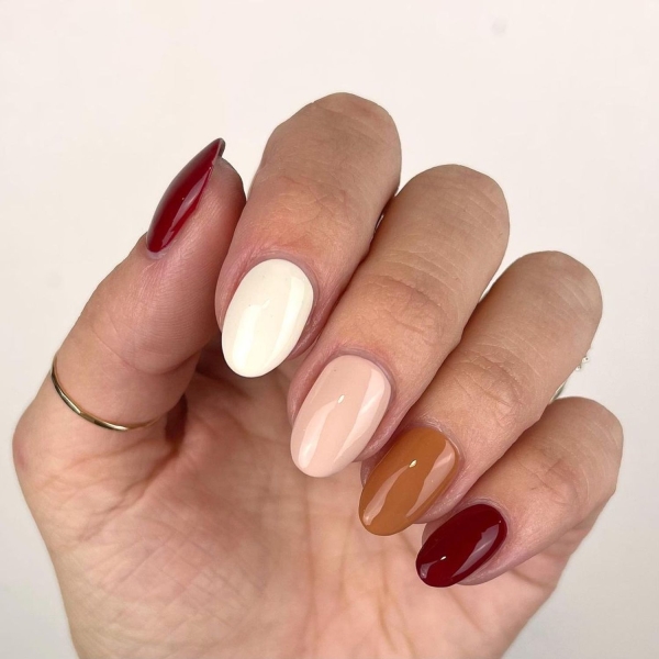 Ombré nail designs are easy to achieve at home. Here, explore 20 ombré nails for fall.