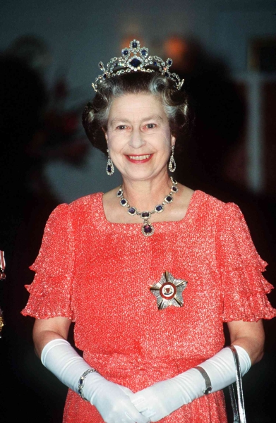 Queen Elizabeth was gifted a $6 million sapphire jewelry set from her father, George VI, after she married Prince Philip in 1945.