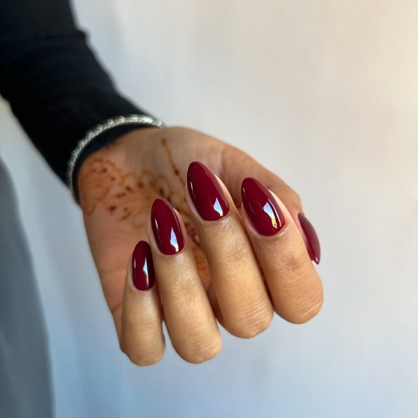 Scorpios are mysterious, passionate, magnetic, and ambitious. So to honor the sign through a manicure, the look should be anything but simple. Here are 20 befitting looks.