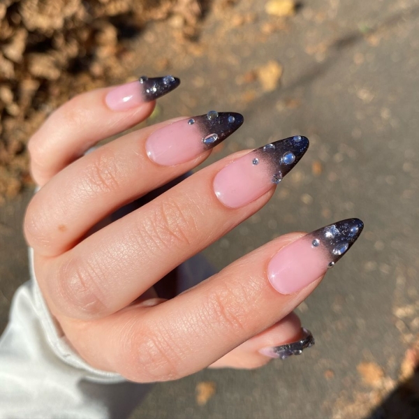 Scorpios are mysterious, passionate, magnetic, and ambitious. So to honor the sign through a manicure, the look should be anything but simple. Here are 20 befitting looks.