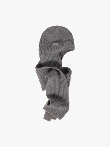 Snoods, Scarves and Beanies! Don’t Forget These Stylish Winter Accessories on Your Way Out