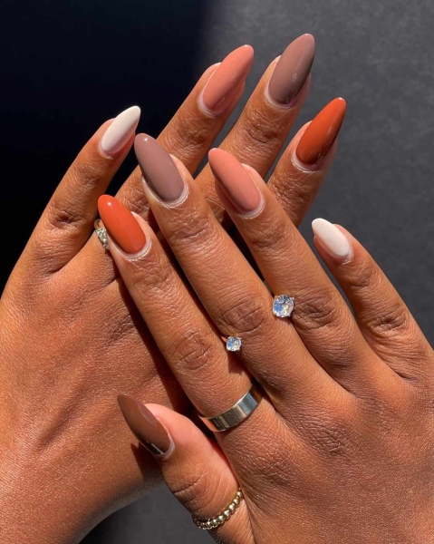 Thanksgiving nail designs can be as simple or intricate as you'd like. Browse 40 examples to serve as inspiration for a festive manicure this season.