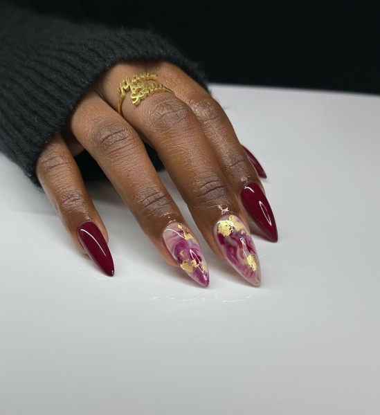 Thanksgiving nail designs can be as simple or intricate as you'd like. Browse 40 examples to serve as inspiration for a festive manicure this season.