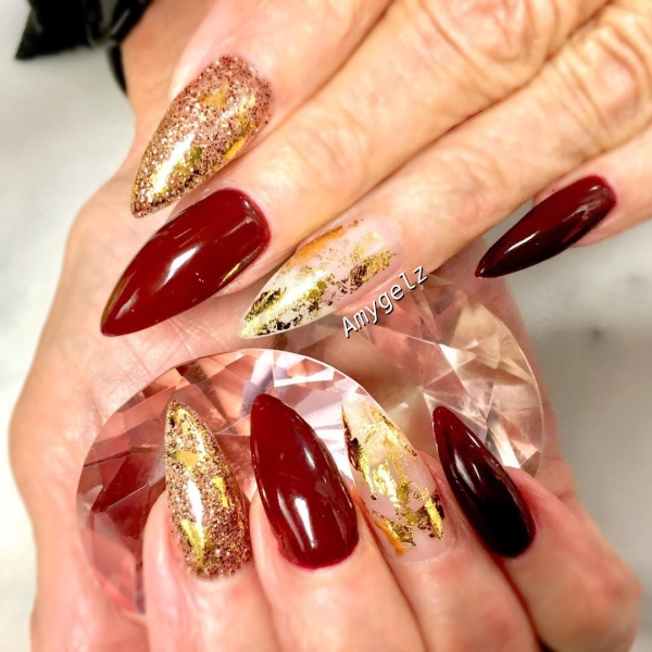 Thanksgiving nail designs can be as simple or intricate as you'd like. Browse 40 examples to serve as inspiration for a festive manicure this season.