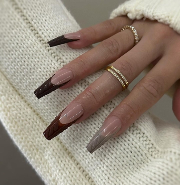 Thanksgiving nail designs can be as simple or intricate as you'd like. Browse 40 examples to serve as inspiration for a festive manicure this season.