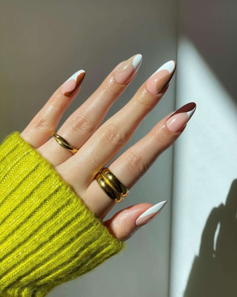 Thanksgiving nail designs can be as simple or intricate as you'd like. Browse 40 examples to serve as inspiration for a festive manicure this season.