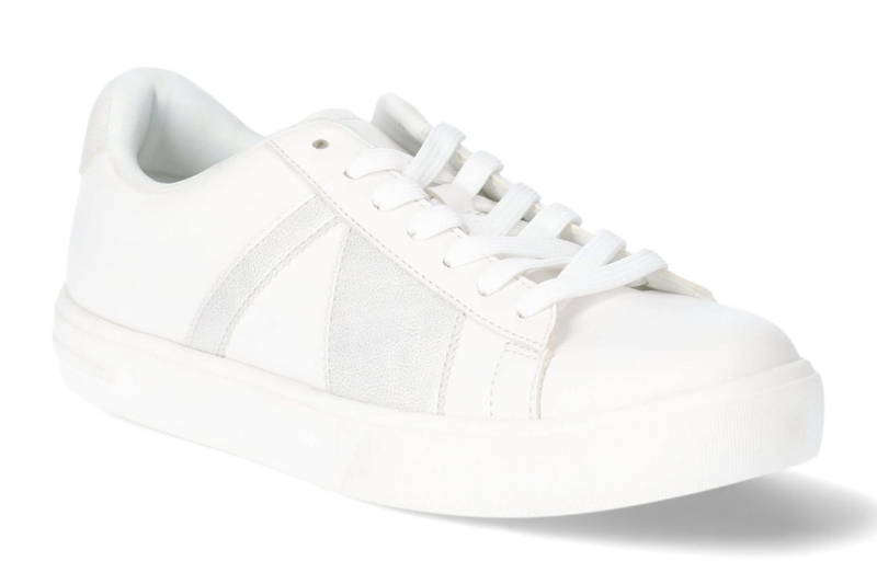 An editor’s hairstylist sister swears by No Boundaries’ Sport Sneakers because they keep her feet comfortable while standing for 10 hours. Shop the supportive shoes that look like celeb-worn Veja sneakers for just $20 at Walmart.