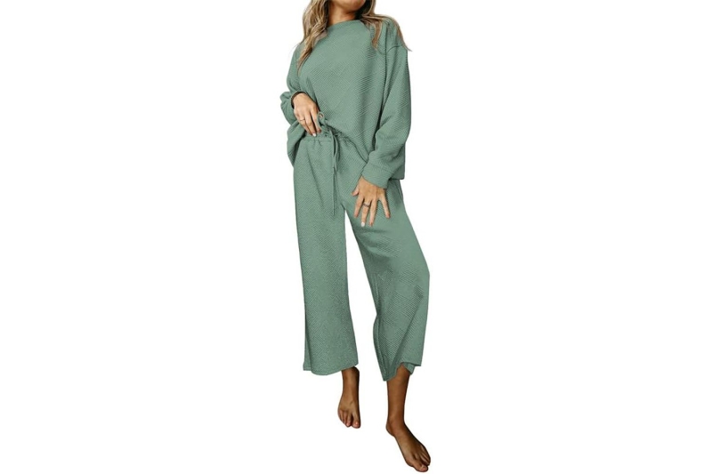 Comfy lounge sets are marked down at Amazon as part of its after-Christmas sale. We found six best-selling matching loungewear sets on sale from just $31.