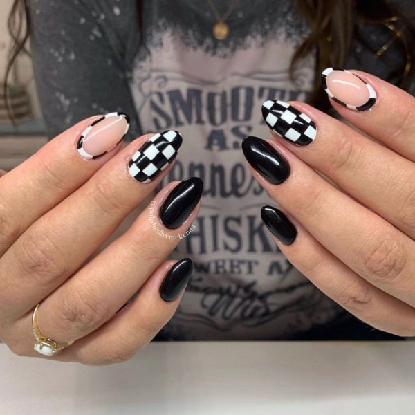 Discover 30 stylish short acrylic nail designs that are chic, bold and utterly perfect for any occasion. From minimalist looks to trendy patterns, get ready to your next manicure design.