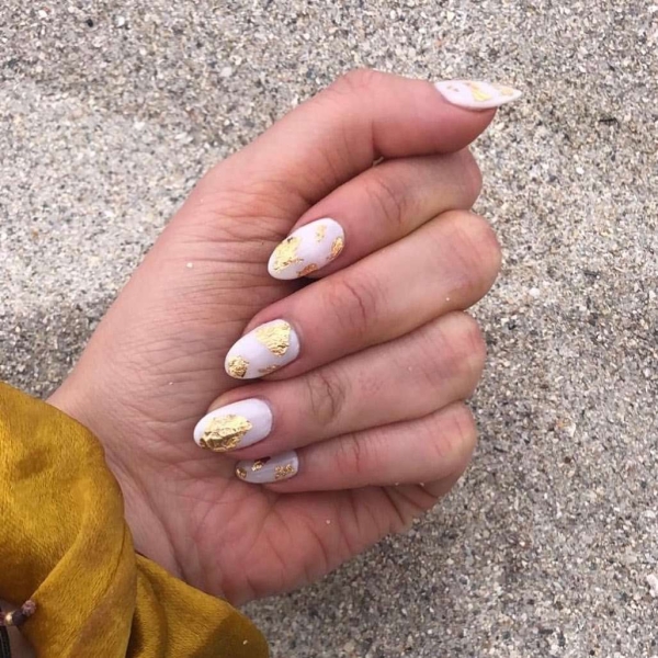 Discover 30 stylish short acrylic nail designs that are chic, bold and utterly perfect for any occasion. From minimalist looks to trendy patterns, get ready to your next manicure design.