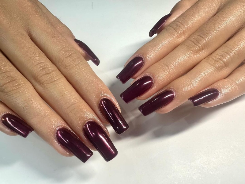 Few shades are as timeless as burgundy when it comes to fall and winter nail colors. This season, you can amplify its impact with a chrome effect, too. Scroll through 25 burgundy chrome nail looks for inspiration here.