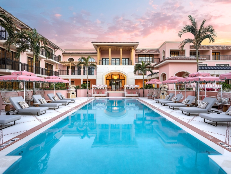 Inside the Just-Opened Palm House, a Quintessentially Palm Beach Hotel