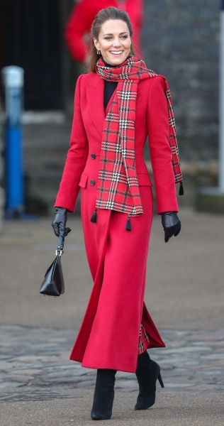 Kate Middleton Jazzes Up an Old McQueen Coat With a Festive Twist