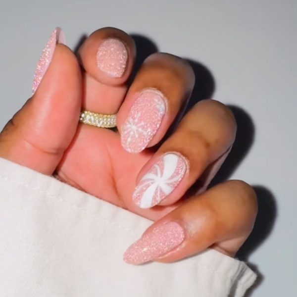 Looking for a little end-of-year mani inspo? Here, manicurists reveal their favorite December nail ideas. Along with the expected holly-jolly palettes, the nail artists we spoke with forecast bows, silver and gold accents, elevated French tips, and frosty chrome finishes to reign supreme this holiday season.