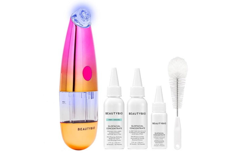 Read a beauty writer’s review of the BeautyBio GloFacial Pore Detox and Skincare Infusion Set: a pore-clearing and hydration-infusing skin care tool that leaves skin looking clear, glassy, and refined. Shop the device at Amazon for $249.