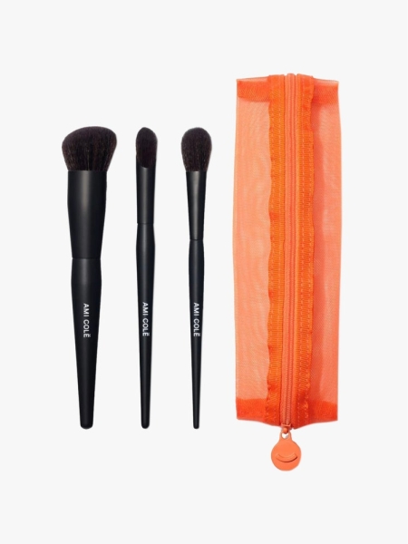 Streamline Your Beauty Routine With These Makeup Brush Sets