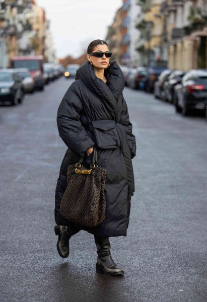 There's nothing more challenging on a 20-degree day than trying to put together a stylish outfit. Ahead, are 10 outfit ideas for when you don't know what to wear on 20-degree days. Stay warm out there.