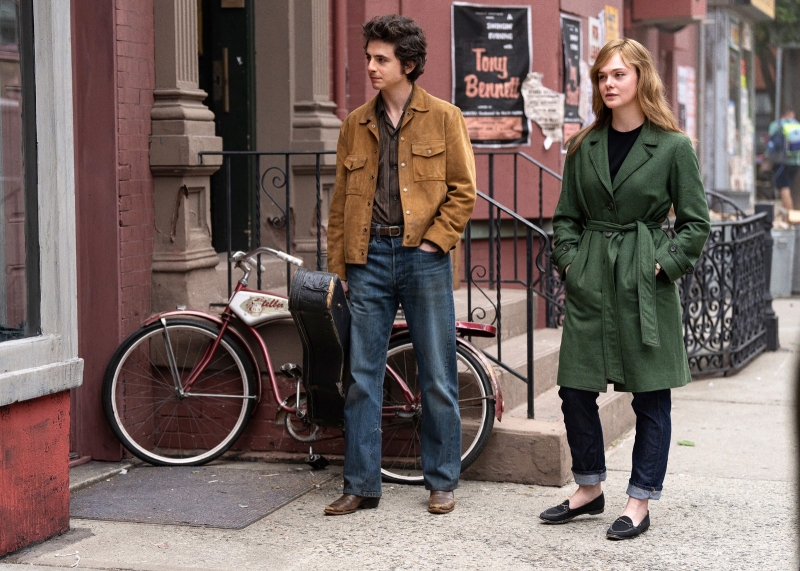 What Helped Timothée Turn Into Bob Dylan? 67 Costume Changes