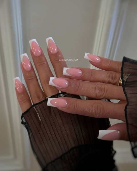 Whether you go for a classic French manicure, a milky-white base, or pop on a glittery top coat, you'll be left with a look that's festive for the season in an understated way. Browse through 20 stunning winter white nail ideas and screenshot your faves for your next manicure.