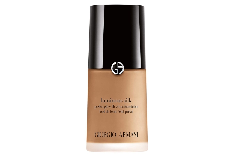 Angelina Jolie wore the Tom Ford Shade and Illuminate Soft Radiance Foundation on the 2025 Golden Globes red carpet. The foundation is 30 percent off at Nordstrom, where it’s $105.