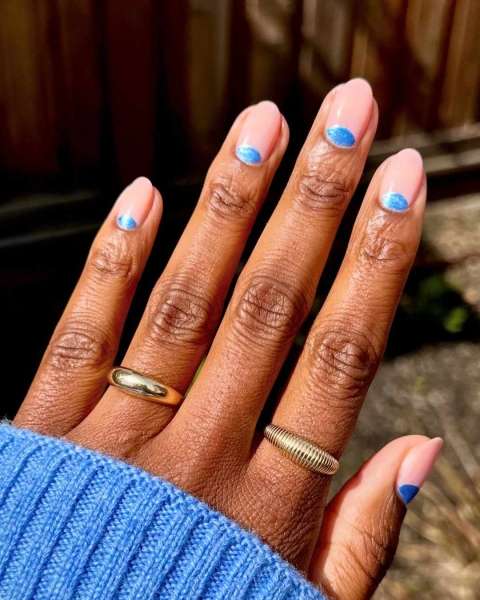 Aquarius season is upon us! For a celebratory manicure, consider shades of blues and purple, plus motifs that lean toward water and air. Scroll through 17 gorgeous Aquarius nail designs here.