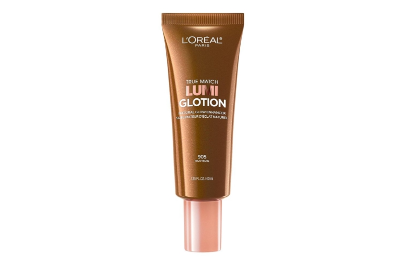 Elle Fanning used the L'Oréal Paris True Match Lumi Glotion at the 2025 Golden Globes. Shop the skin-illuminating tinted moisturizer that Martha Stewart, Kendall Jenner, and beauty editors swear by while it’s just $14.