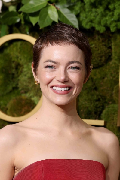 Emma Stone arrived at the 2025 Golden Globes with a super short new pixie haircut. See her hair transformation here.