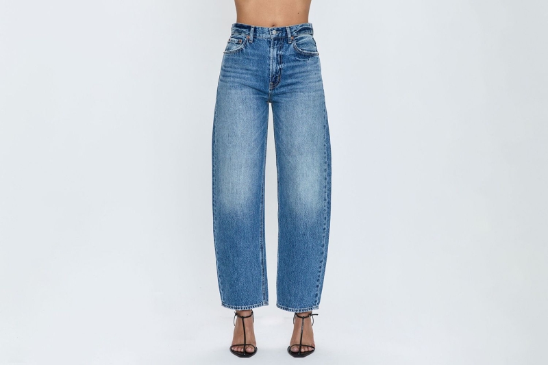 Grace Na, founder of Pistola denim, breaks down the five biggest denim trends for 2025, including barrel leg, wide-leg, straight leg, baggy, and sweatpants jeans. Shop the popular jeans styles from Pistola, Madewell, Nordstrom, and more.