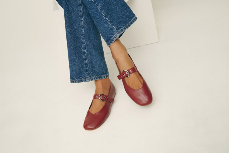 Katie Holmes recently stepped out wearing a simple denim look with Mary Janes and socks. Her unexpected footwear combo has my full attention, so I’m shopping for similar Mary Janes from Franco Sarto, Everlane, Madewell, and more.