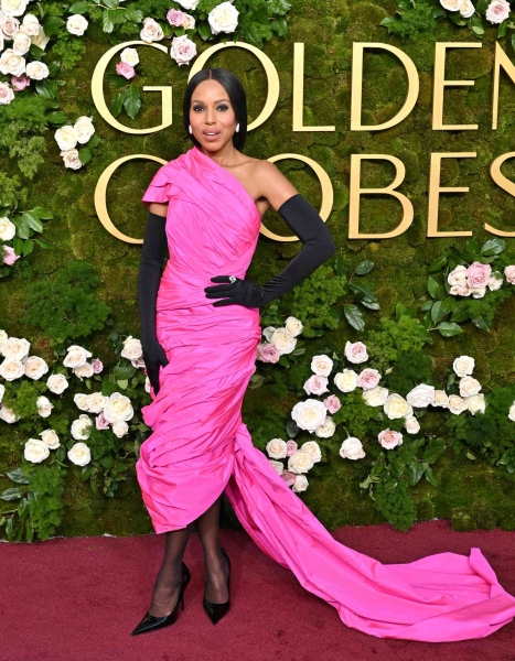 Kerry Washington wore a Barbie pink balenciaga dress to the 2025 Golden Globes red carpet