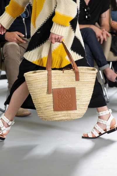 Loewe Handbags 101: A Guide to Shopping Their Iconic Bags, From the Squeeze to the Puzzle Fold