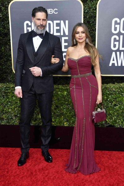 Sofia Vergara arrived to the 2025 Golden Globes wearing a gorgeous black mermaid gown. The actress is nominated for her leading role in Netflix's 'Griselda.'