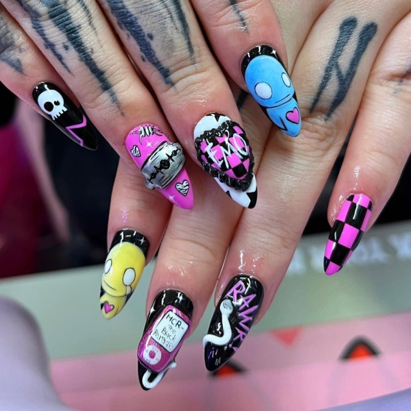 The early aughts were full of iconic beauty trends. In the nail art arena, square French manicures reigned supreme, alongside duck-shaped nails, animal prints and tattoo-inspired designs.