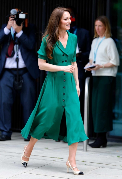 The royal’s fashion archive is a proverbial treasure trove of chic ideas that can be folded into your everyday wardrobe with ease. Ahead, we're breaking down all the best tricks and tips for how to dress like Kate Middleton—pulled straight from the Princess herself.