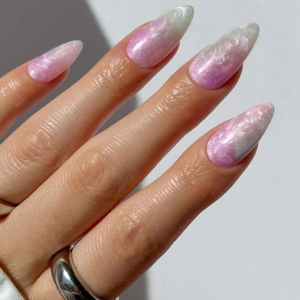 White ombré nails take the classic contrast of the French manicure and gives it a diffused and modern refresh. If you're looking for the best white ombré nails, here are 20 manicure ideas you're going to love.