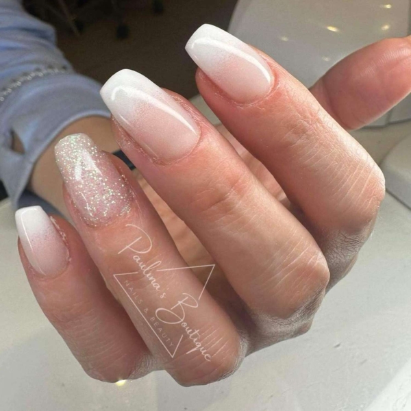 White ombré nails take the classic contrast of the French manicure and gives it a diffused and modern refresh. If you're looking for the best white ombré nails, here are 20 manicure ideas you're going to love.